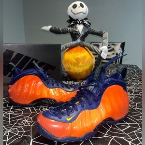 Nike foamposite new with box size 7.5 men